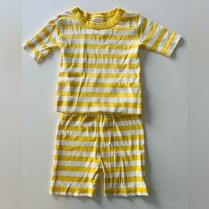 Hanna Andersson Yellow Striped Short John Pajamaas